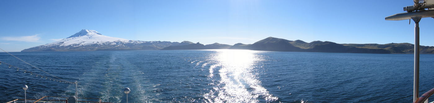 Noordwestkust van Jan Mayen (3 augustus 2006)