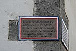 Plaque commémorative sur le site de stockage des combustibles de Zoé, la première pile atomique française.