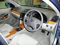 Interior del Toyota Allion 2007-2009 (antes del lavado de cara)