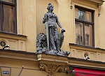 Moder Svea, statue av Rolf Adlersparre (1859-1943) på Stockholms Enskilda Banks bygning i Gamla Stan i Stockholm