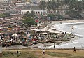 Elmina, Februar 2005: Fischerboote am Strand