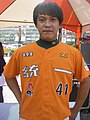 王鏡銘2010年在獅隊戰績低迷時，獲得10勝，獲得肯定得到新人王