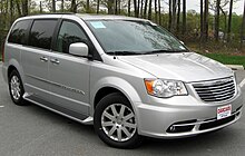 2011 Chrysler Town & Country Touring - L -- 04-22-2011.jpg