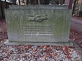 Käthe Kollwitz, Grabrelief für Franz Levy (1938), Jüdischer Friedhof Köln-Bocklemünd (Flur 1 A Nr. 60)