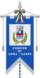 Drapeau de Lona-Lases