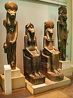 Szahmet szobrai a British Museumban