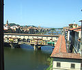 Passadís de Vasari sobre el riu Arno, a Florència