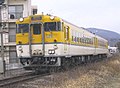 広島色のキハ48形で運行される急行「つやま」