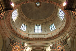 La cupola ellittica del Collège des Quatre-Nations, Parigi