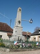 Le monument aux morts.