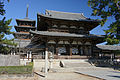 法隆寺的中門，位於奈良縣生駒郡，建造於7世紀