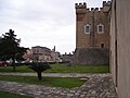 Torrione e giardino