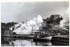 Norsk Brændselolje/MIL tankanlegg på Fagerstrand. Test av tåkelegging 4. oktober 1939.