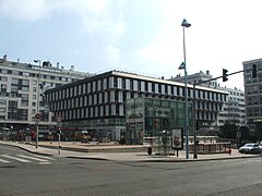 Place des Comtes-du-Maine.