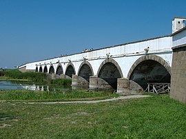 Ponte dos Nove Arcos de Hortobágy.