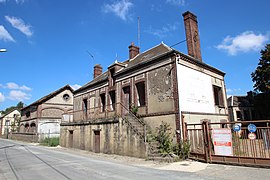 Anciens bâtiments.