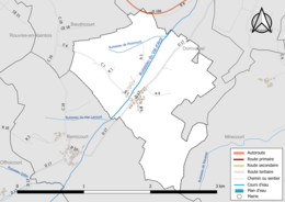 Carte en couleur présentant le réseau hydrographique de la commune