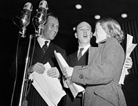 Inspelning av programmet i Karlaplansstudion den 20 januari 1951 med, från vänster Georg Rydeberg, Lennart Hyland och Maj Nordvander.