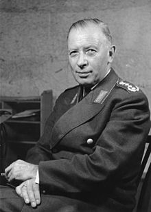 Bundesarchiv Bild 146-2005-0030, Adolf Heusinger.jpg