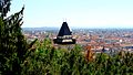 Grazer Uhrturm; im Hintergrund Graz in Richtung Süden