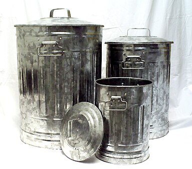 Latas de lixo vintage