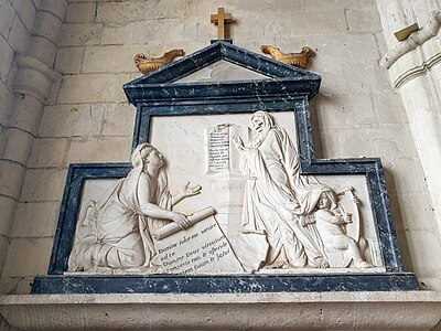 Femme agenouillée devant la mort, bas-relief du tombeau de la reine mère de Pologne, dans la cathédrale Saint-Louis de Blois (artiste inconnu, XVIIIe siècle).