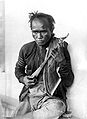 Si Datas dari Desa Surbakti pemain kulcapi, yaitu alat musik tradisional Karo.