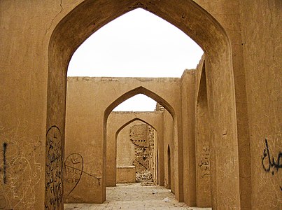 Восстановленные арки Каср аль-Ашик, Самарра, IX век