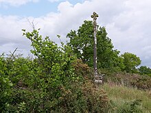 Photographie de la croix dans son environnement.