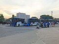 Bus Transjakarta yang terparkir di Terminal Pulogadung