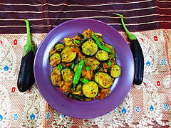 Stir-fried eggplant