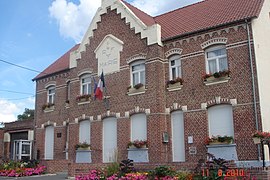 The town hall in Gœulzin