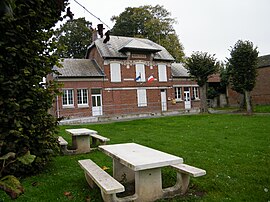 The town hall and school in Punchy