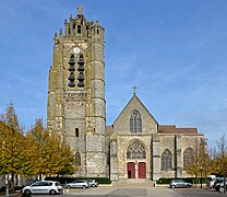 圣洛朗教堂（法语：Église Saint-Laurent de Nogent-sur-Seine）