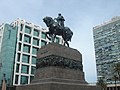 烏拉圭獨立廣場中心的何塞·赫瓦西奧·阿蒂加斯紀念碑，同時作為阿蒂加斯的陵寢