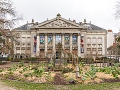 Muséum d'histoire naturelle de Nantes dans son édifice construit à cet effet, fin du XIXe siècle