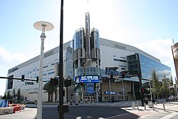 Alt=Amway Center