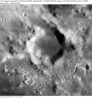 Мозаїка знімків зонда Lunar Orbiter 4 (1967)