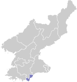 Note: Map shows boundaries of former Kaesŏng Directly Governed City.