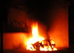 Voiture en flammes à Strasbourg, en 2005.