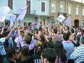 Tifosi dell'AC Legnano che festeggiano in piazza San Magno la promozione in C1 (6 maggio 2007)