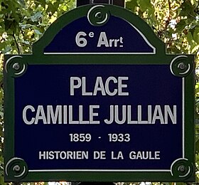 Voir la plaque.