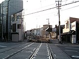 京福ホーム（ラインカラー導入前。手前の道路は四条通。2006年）