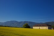 Landschaft bei Kirchdorf an der Krems mit der Kremsmauer