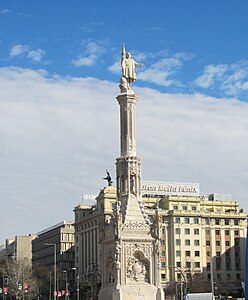 Kristobal Kolonen monumentua.