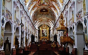 Interior da catedral