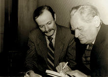 Chichibabin autographs his book for Grigory Hansburg in the National Union of Composers of Ukraine, 4 March 1992