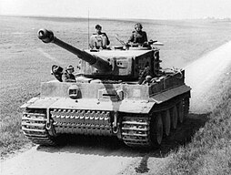 Tiger pozdější produkce na severu Francie, 1944