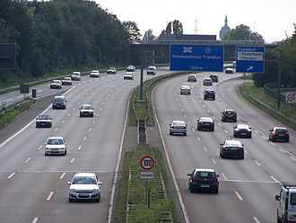 Die A 66 vor dem Nordwestkreuz aus Richtung Frankfurt