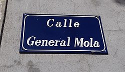 Placa rúa General Mola Villaveza de Valverde, in 2022 was dit bord er nog(https://goo.gl/maps/ck8Xb4sJaWqdpRKv6).